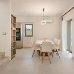 Odore Di Mare By Vintage Travel וילה אסוס